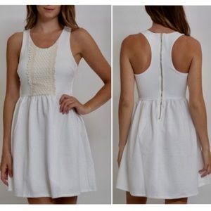 MY FAV PICK💗White Dress w Crochet Details& Zipper